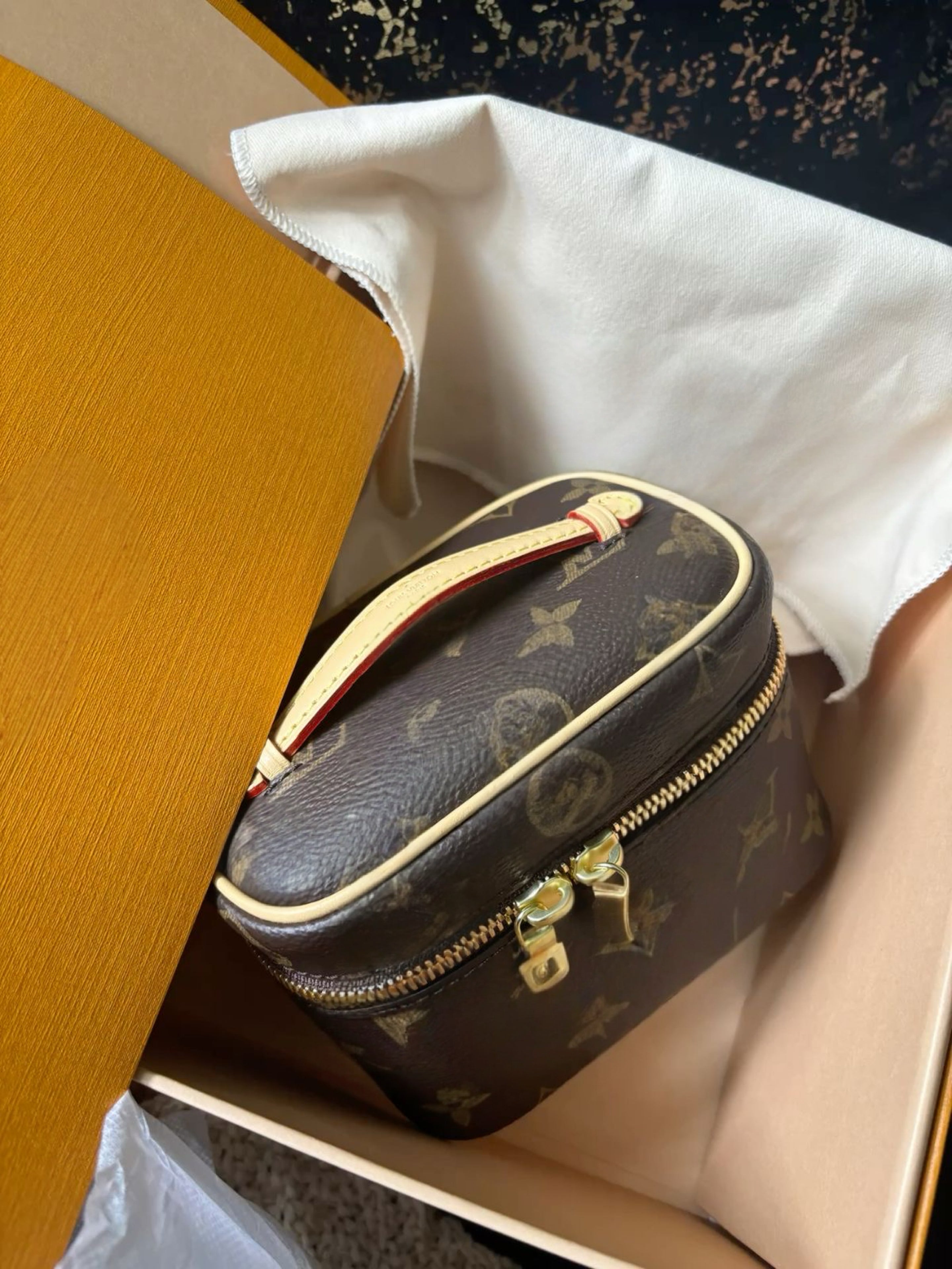 LV MAKEUP BAG