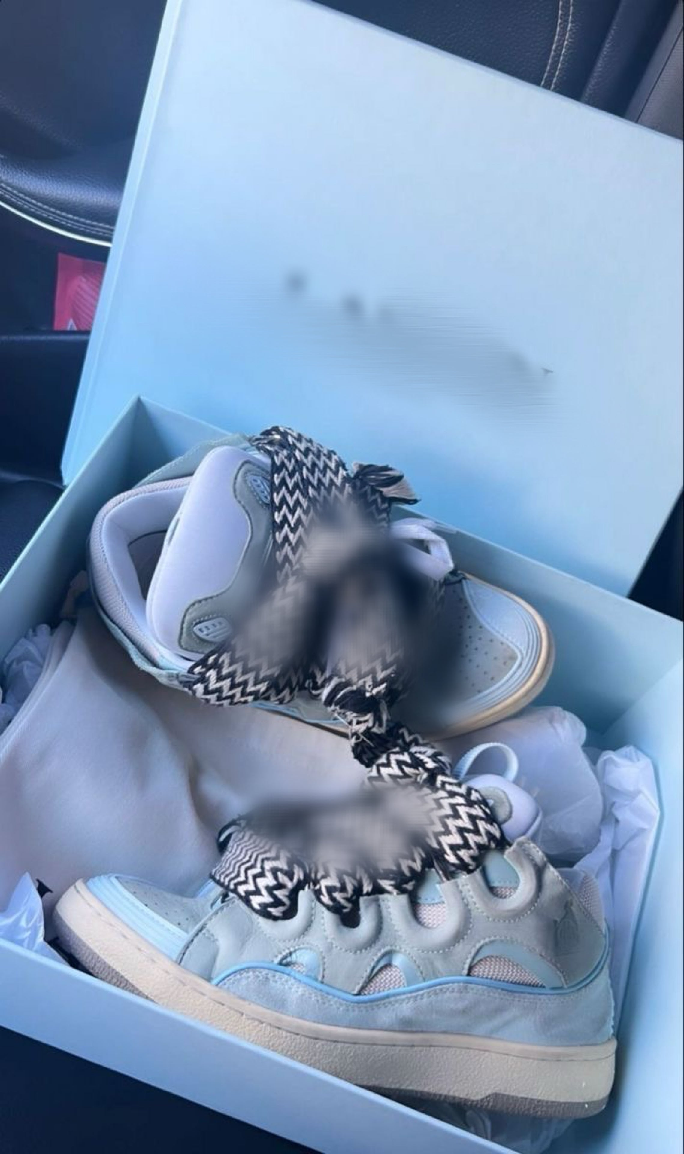 CURB SNEAKERS