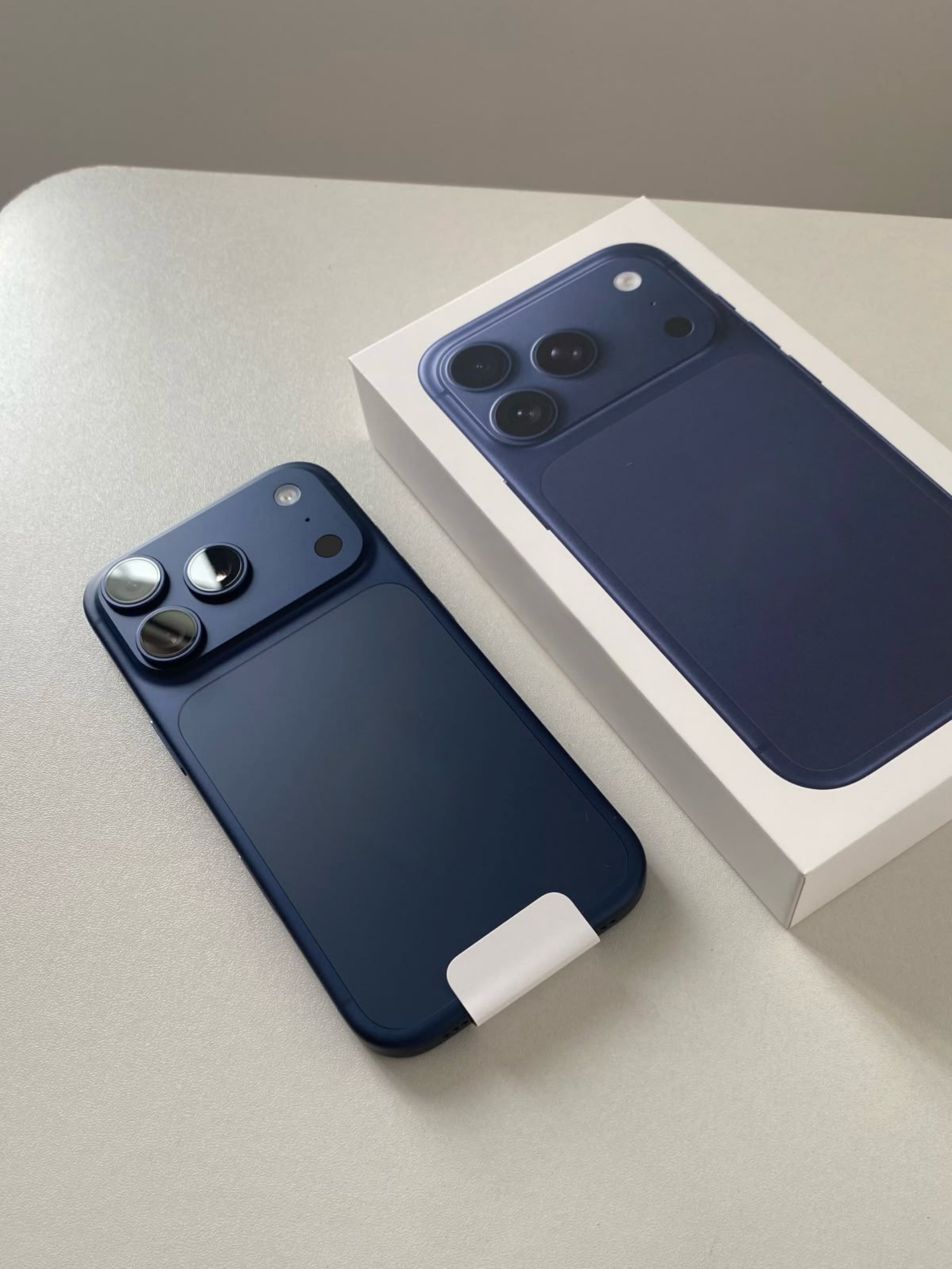 Unlocked 17’s