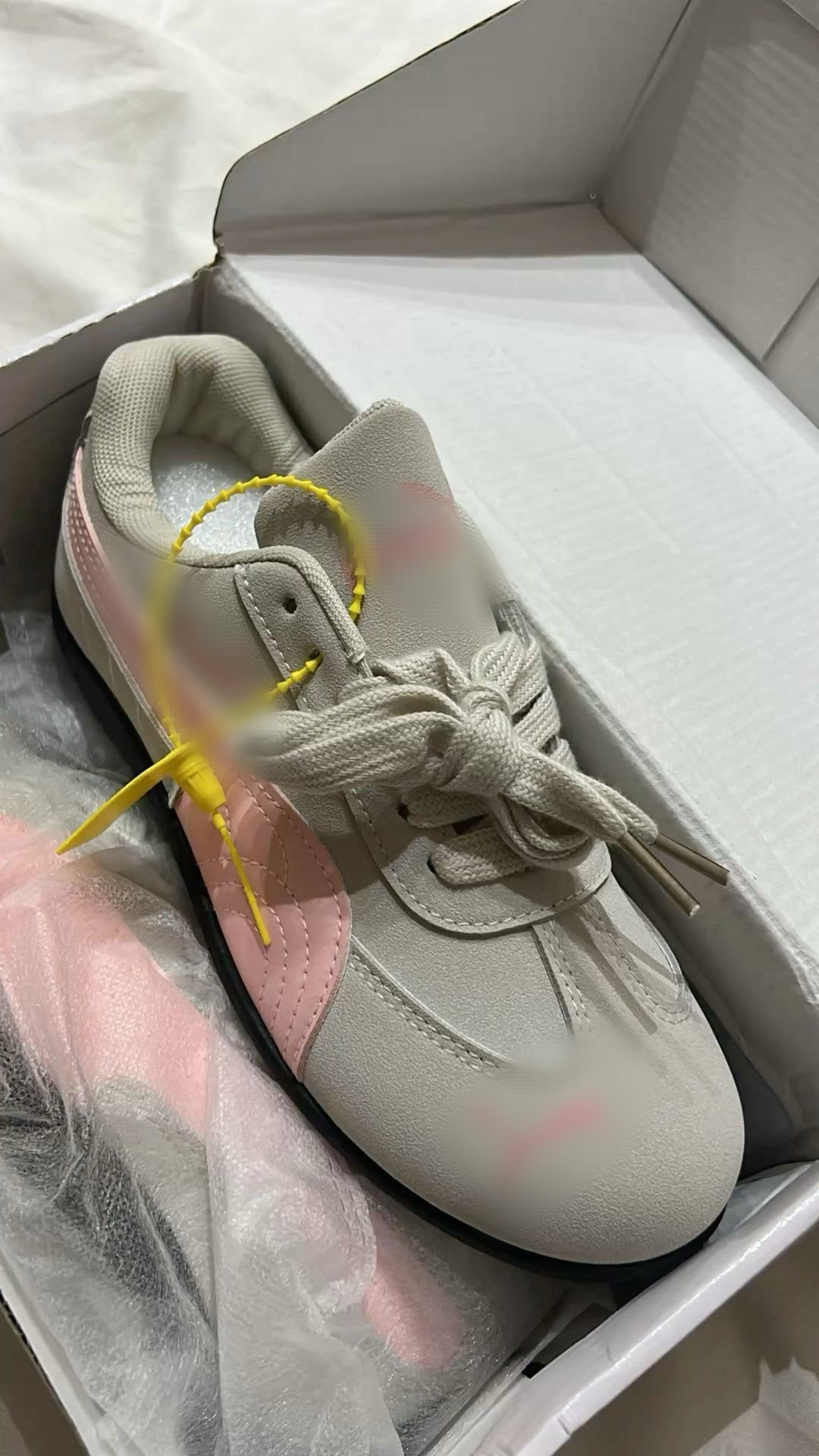 SPEEDCAT SNEAKERS